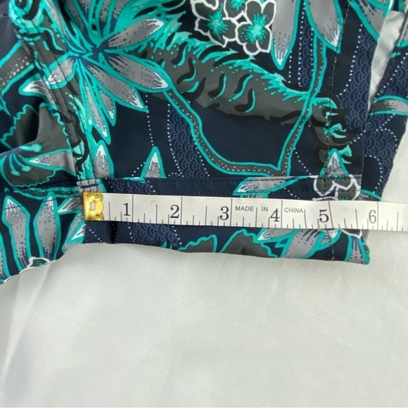 Quicksilver black & teal palm floral print boardshorts, 31 - Picture 14 of 16